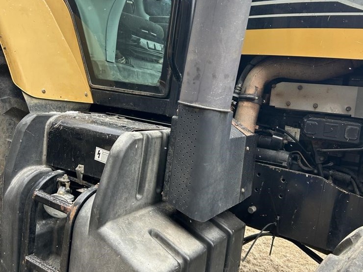 2005-challenger-mt665b-image-13