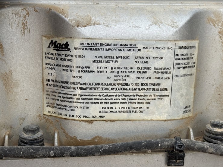 2014-mack-pinnacle-chu613-image-30