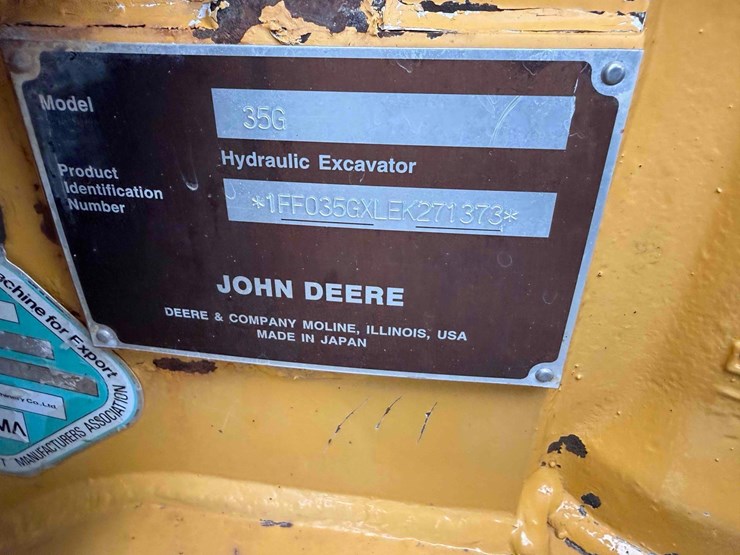 2016-deere-35g-image-19