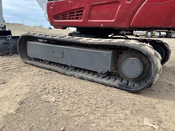 takeuchi-tb216-image-21