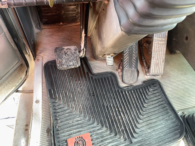 2004-kenworth-t800-image-84