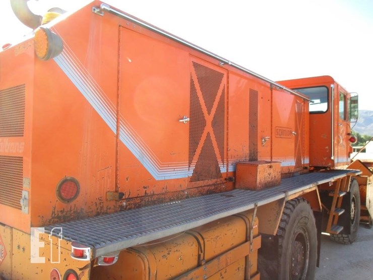 1992-caterpillar-c13-image-31