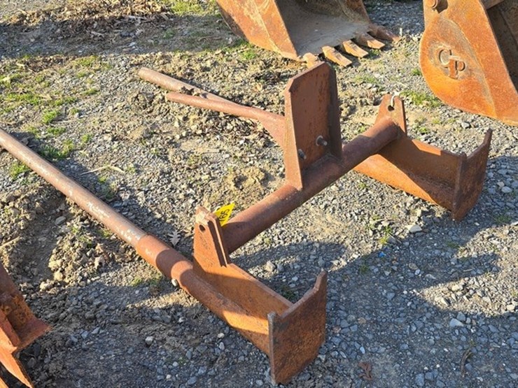 double-bale-spear-image-2