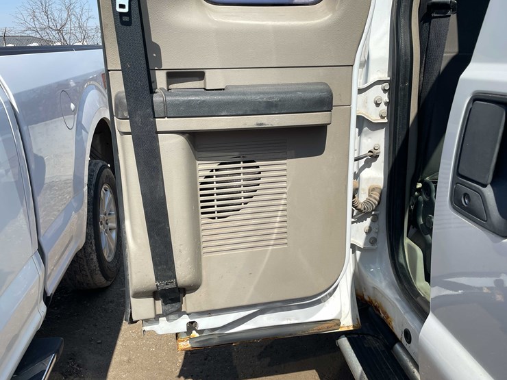 #5672-•-2010-f250-4x4-extended-cab-(has-wi-title)-image-86