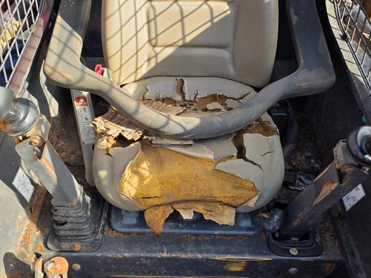 2011-case-sr200-image-35