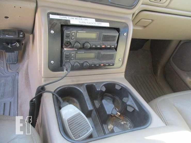 2003-chevrolet-3500-image-9