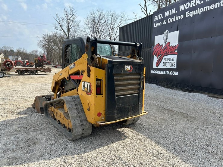 2020-caterpillar-259d3-image-2