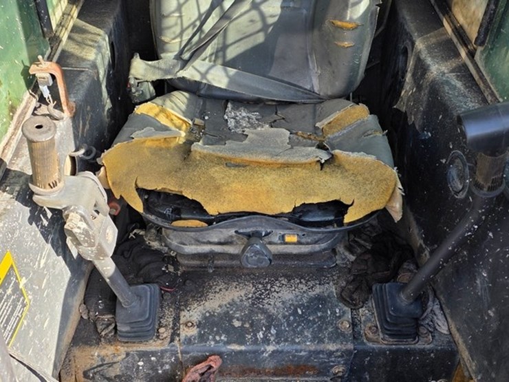 new-holland-ls180-image-35