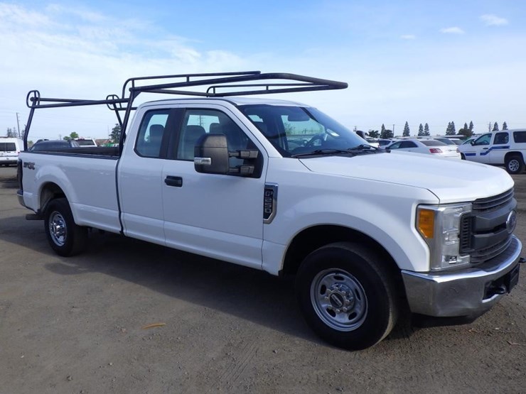 2017-ford-f250-image-2