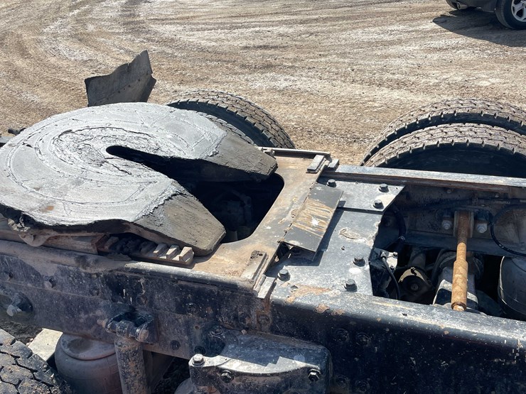 2004-kenworth-t800-image-25