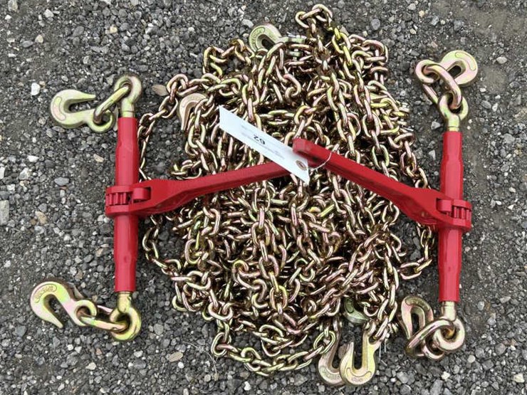 #62-•-(4)-5/16"-20'-chains-&-(2)-5,400-lb-boomers-image-1