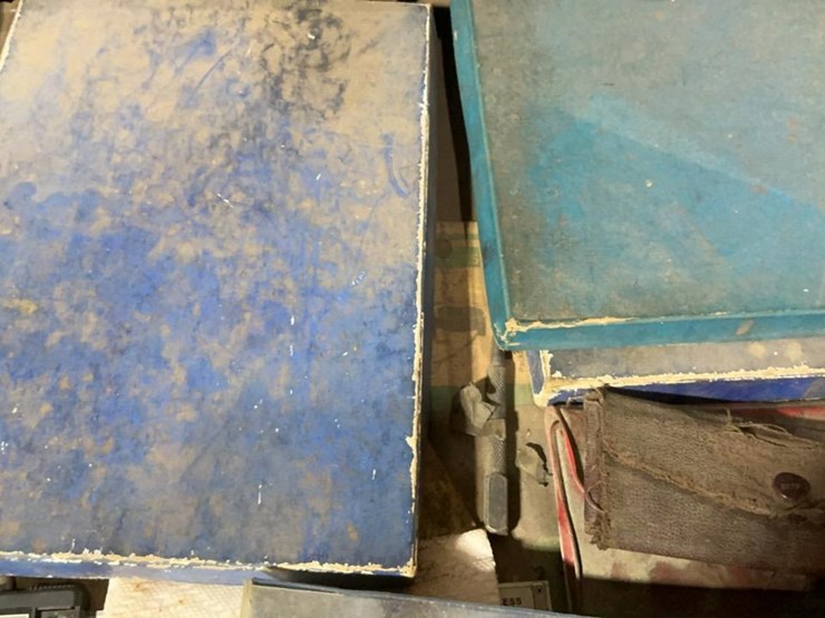 #228-•-tool-chest-and-contents-image-49