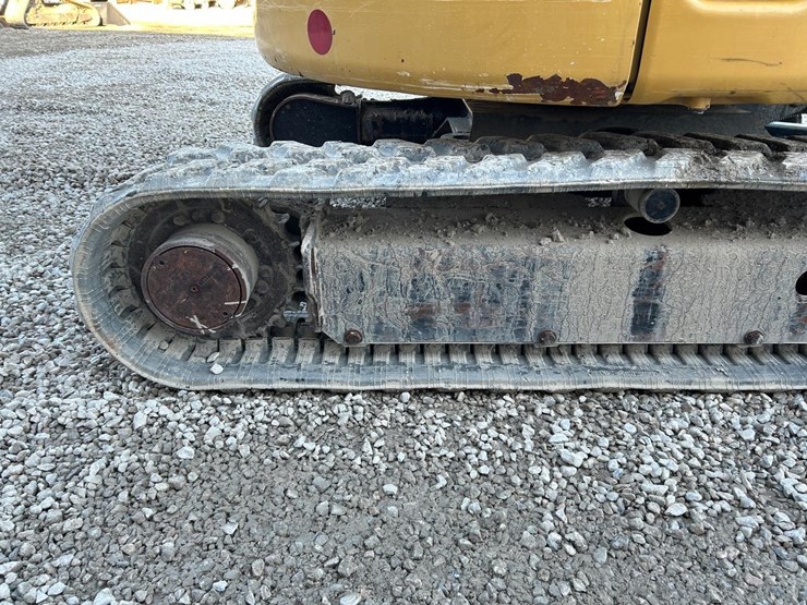 2018-caterpillar-303-image-9