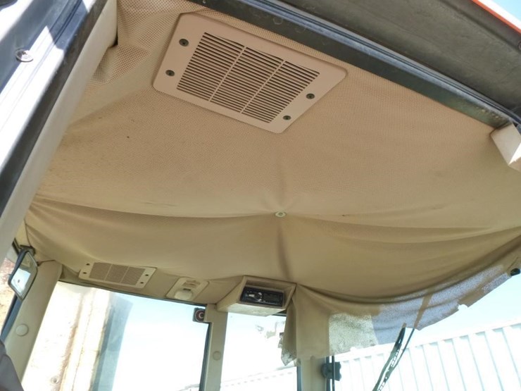 1999-john-deere-6410-image-17