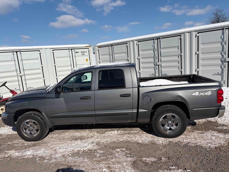 2005-dodge-dakota-image-6