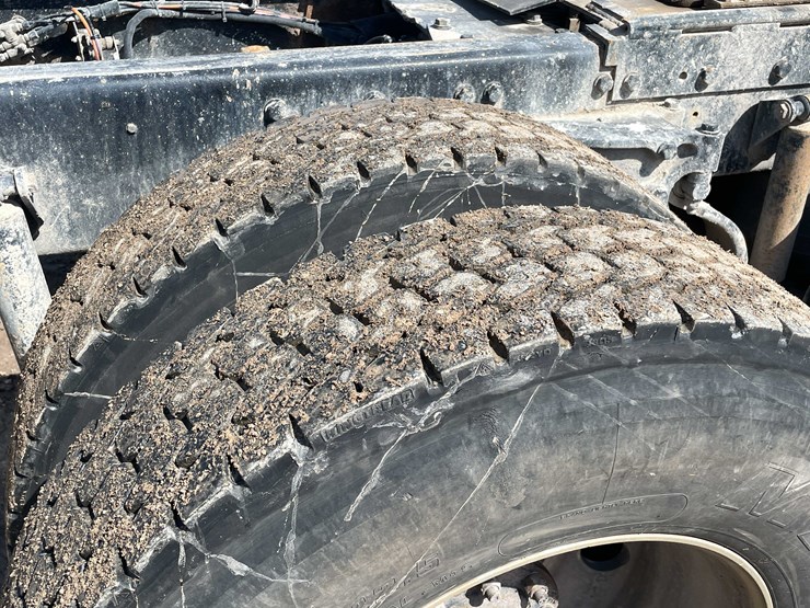 2004-kenworth-t800-image-20