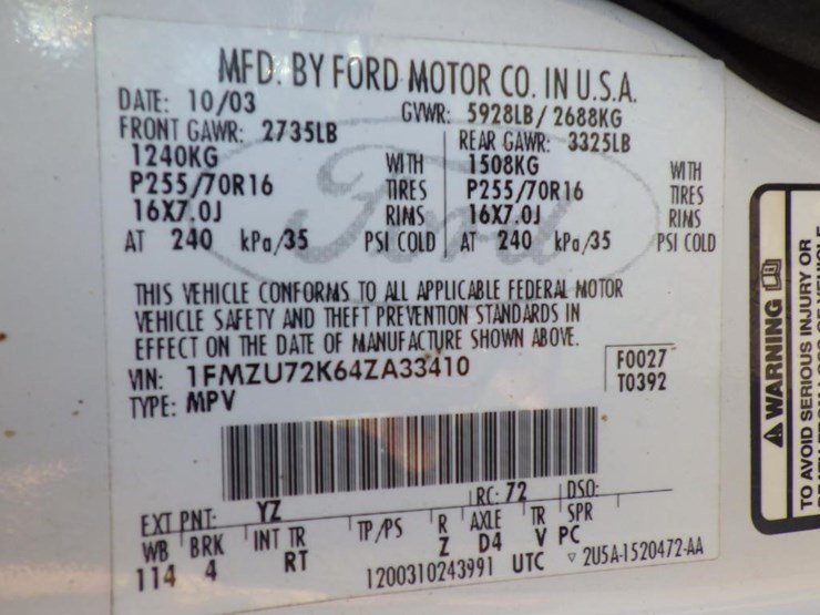 2004-ford-explorer-image-16