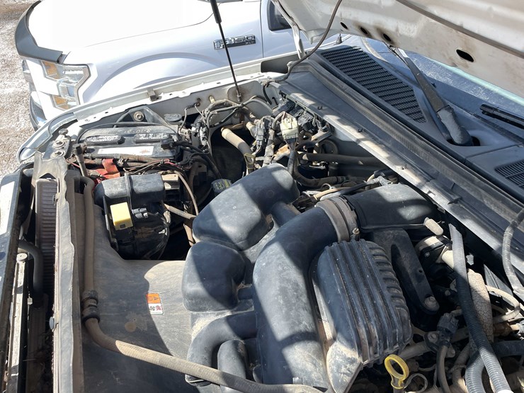 #5672-•-2010-f250-4x4-extended-cab-(has-wi-title)-image-100