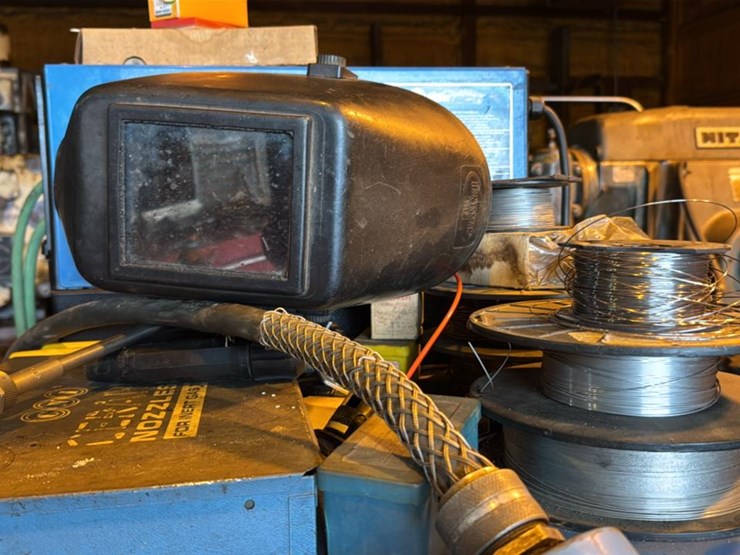 #250-•-miller-welder-image-16