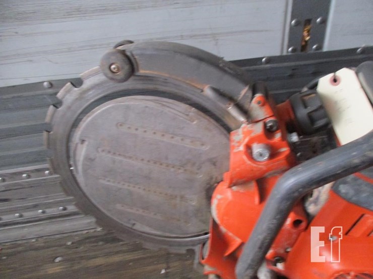 husqvarna-k970ring-x-torq-concrete-demo-saw-image-2