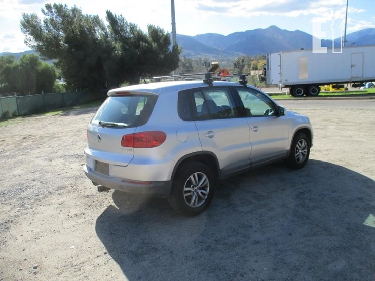 2013-volkswagen-tiguan-image-3