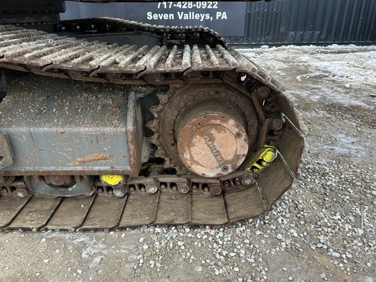 2016-liebherr-r946-lc-image-15