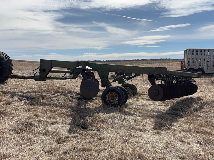 john-deere-370-image-6