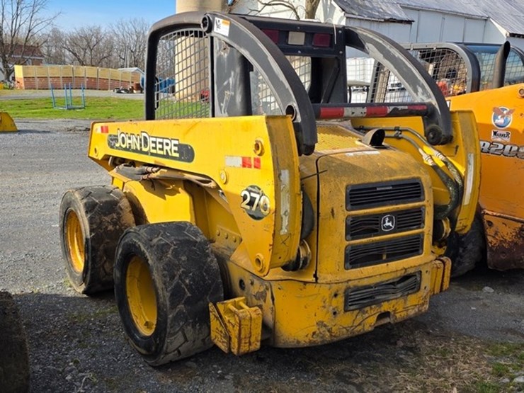 john-deere-270-image-3