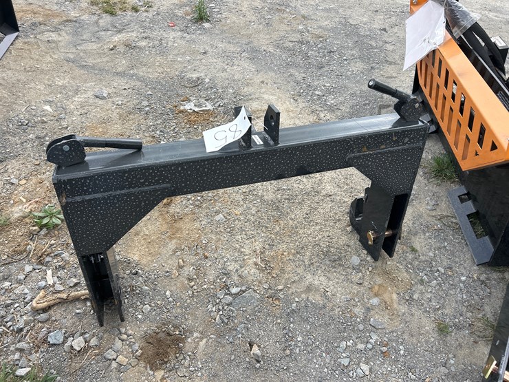 #86-•-skid-steer-quick-hitch-image-2