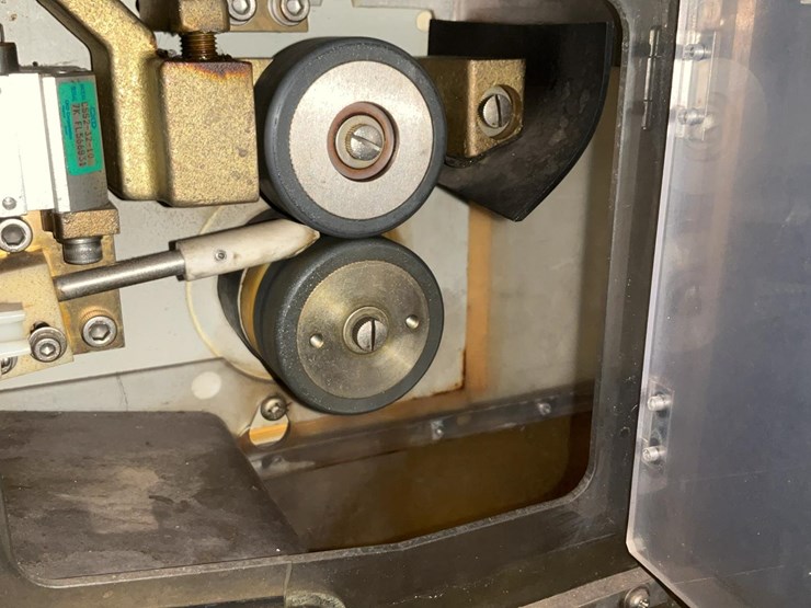 #215-•-mitsubishi-electrical-discharge-machine-image-24