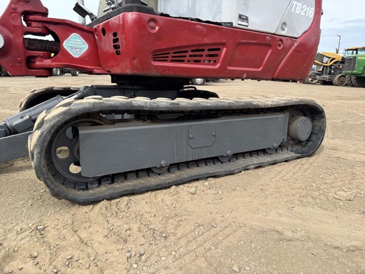 takeuchi-tb216-image-20