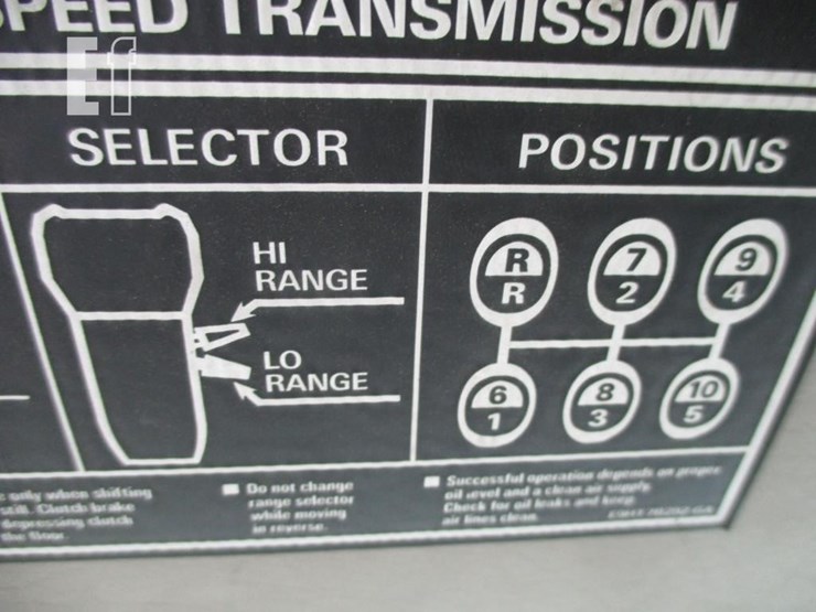 2008-sterling-l9500-image-12