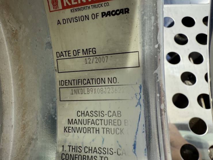 2008-kenworth-t800-image-13