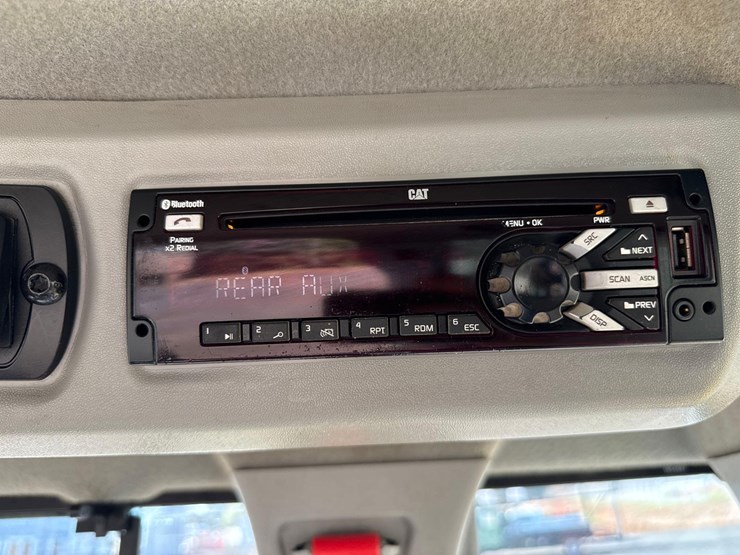 2020-caterpillar-938m-image-28