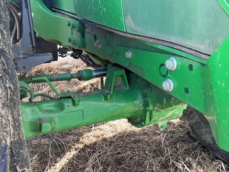 2019-john-deere-6175m-image-15