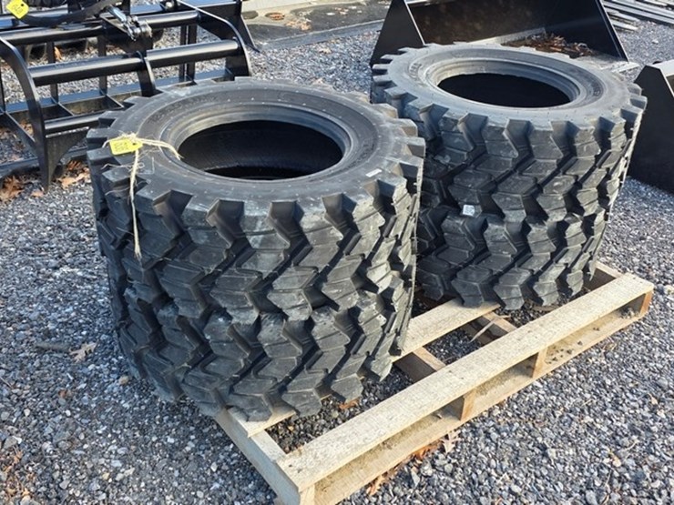 new-4-forerunner-12-16.5-hd-skidloader-tires-image-3