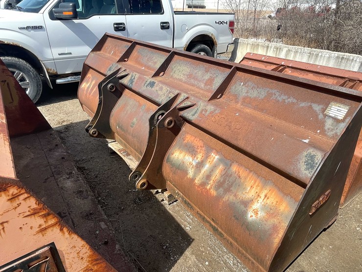 #5686-•-pin-on-bucket-image-5