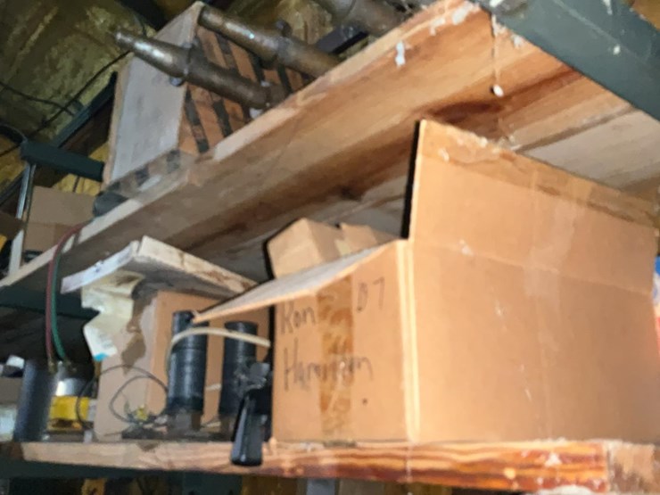 #264-•-cantilever-rack-and-contents-image-12