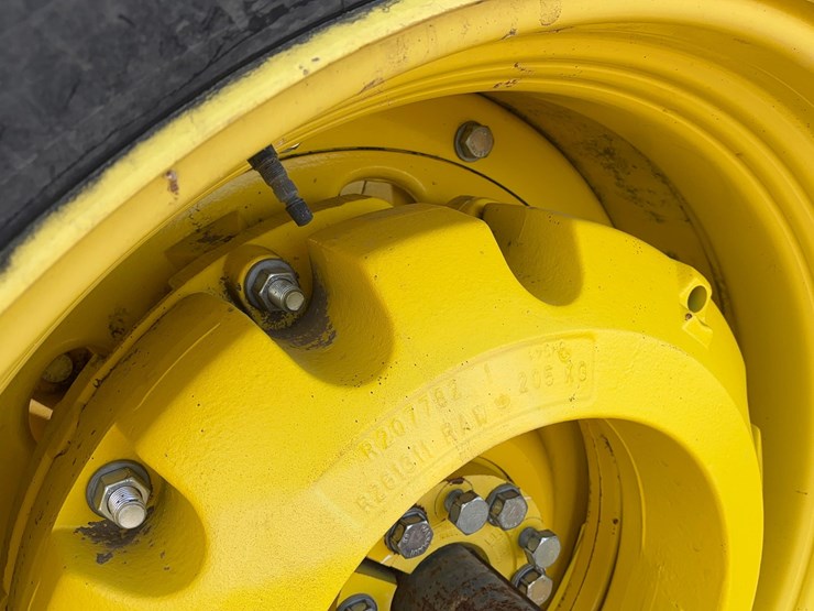 john-deere-6195m-image-14