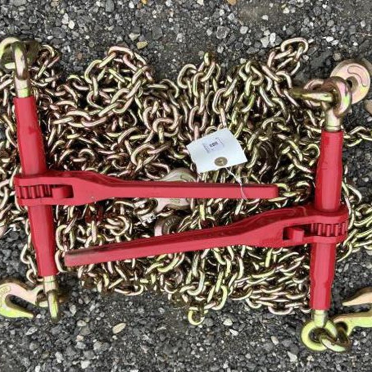 #66 • (4) 5/16" 20' Chains & (2) 5,400 lb Boomers