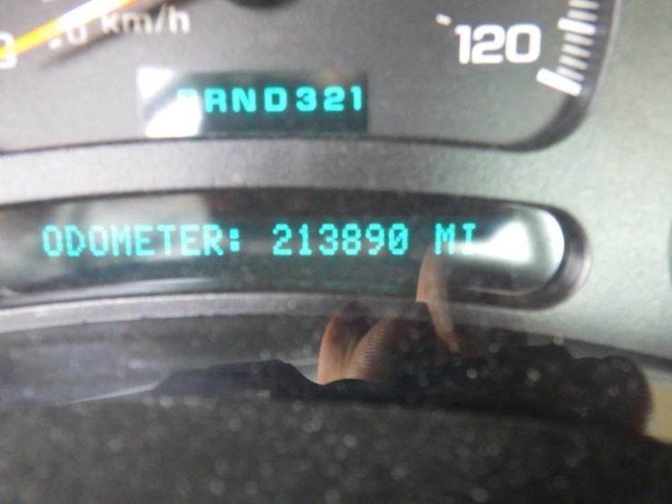 2003-chevrolet-1500-image-12