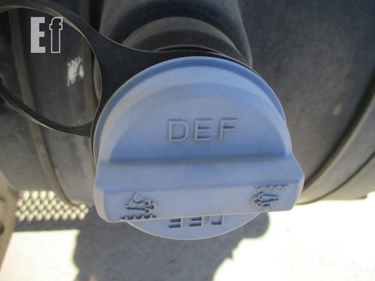 2012-peterbilt-386-image-15