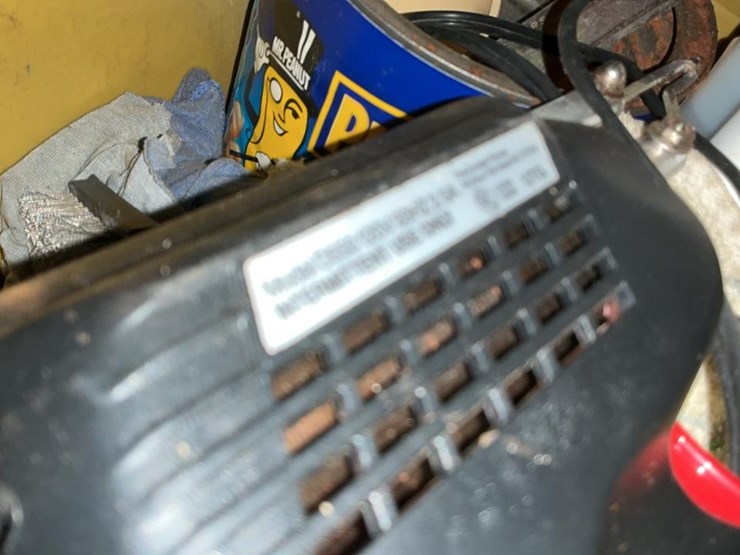 #231-•-parts-shelf-and-contents-image-27