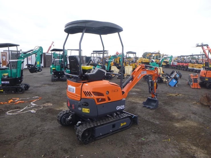 aboss-gh25-hydraulic-excavator-image-3