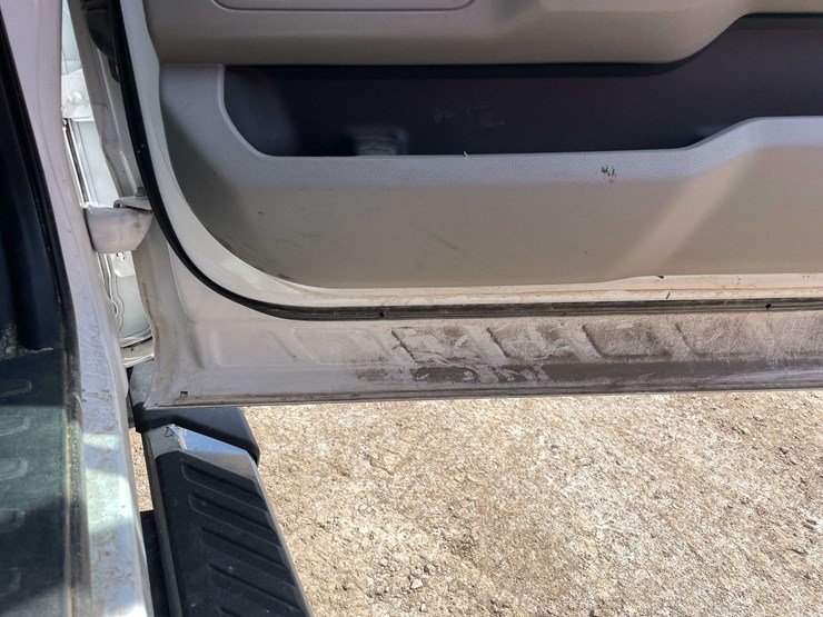 #5673-•-2015-f150-xlt-4x4-extended-cab-(has-wi-title)-image-77