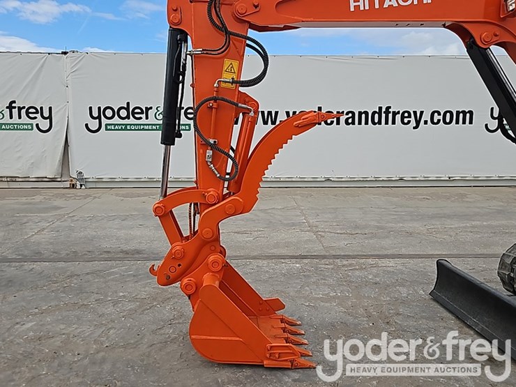 2011-hitachi-zx50u-3f-image-18