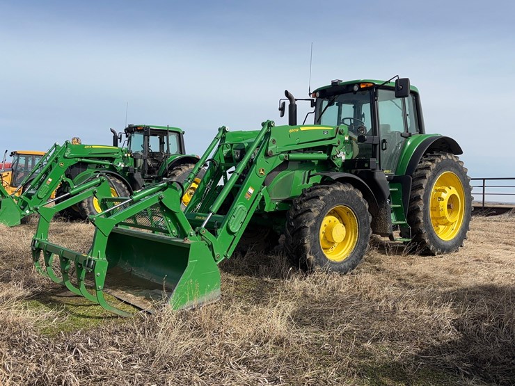 2019-john-deere-6175m-image-1
