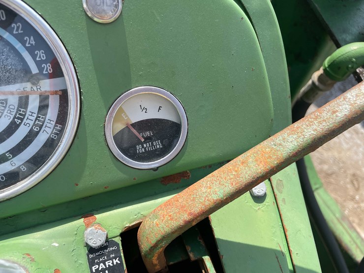 1961-john-deere-2010-image-32