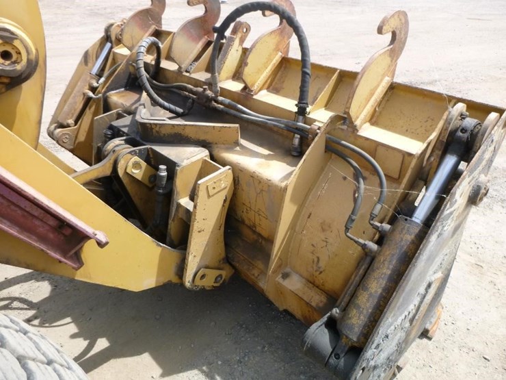 2004-caterpillar-924gz-image-25
