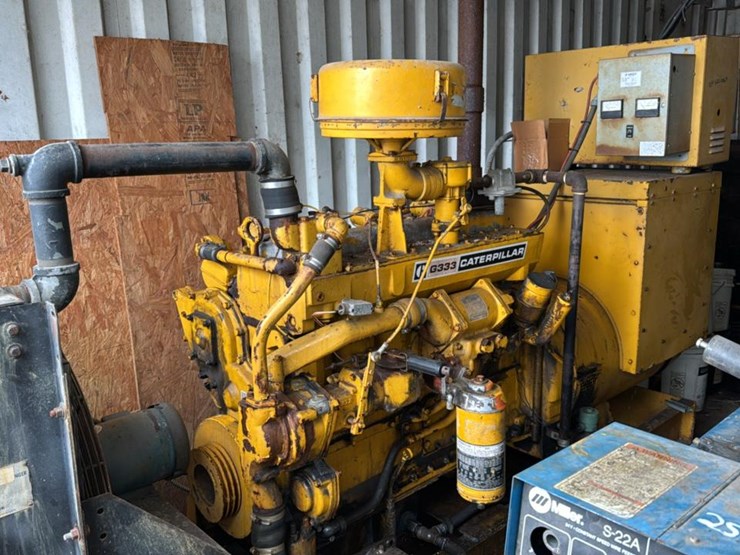 #255-•-cat-genset-image-3